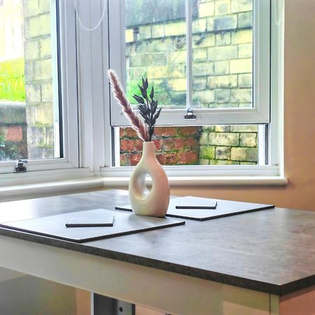 1 Bed Hideaway - Cosy Retreat Leilighet York Eksteriør bilde